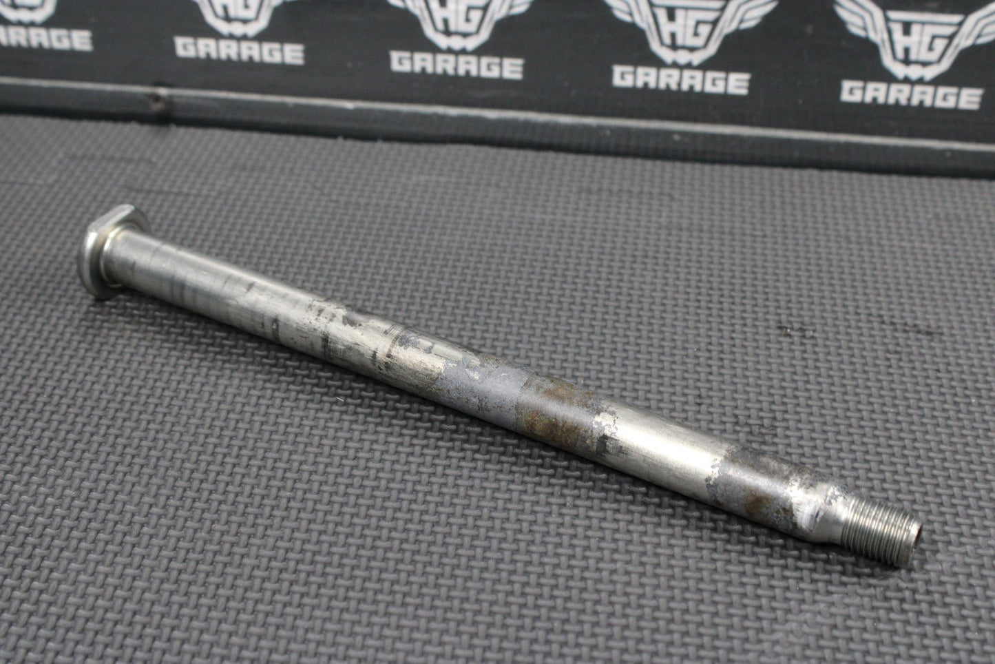 2019 HONDA CRF450RX CRF450R OEM REAR BACK SWINGARM BOLT SUSPENSION PIVOT AXLE - hggarage