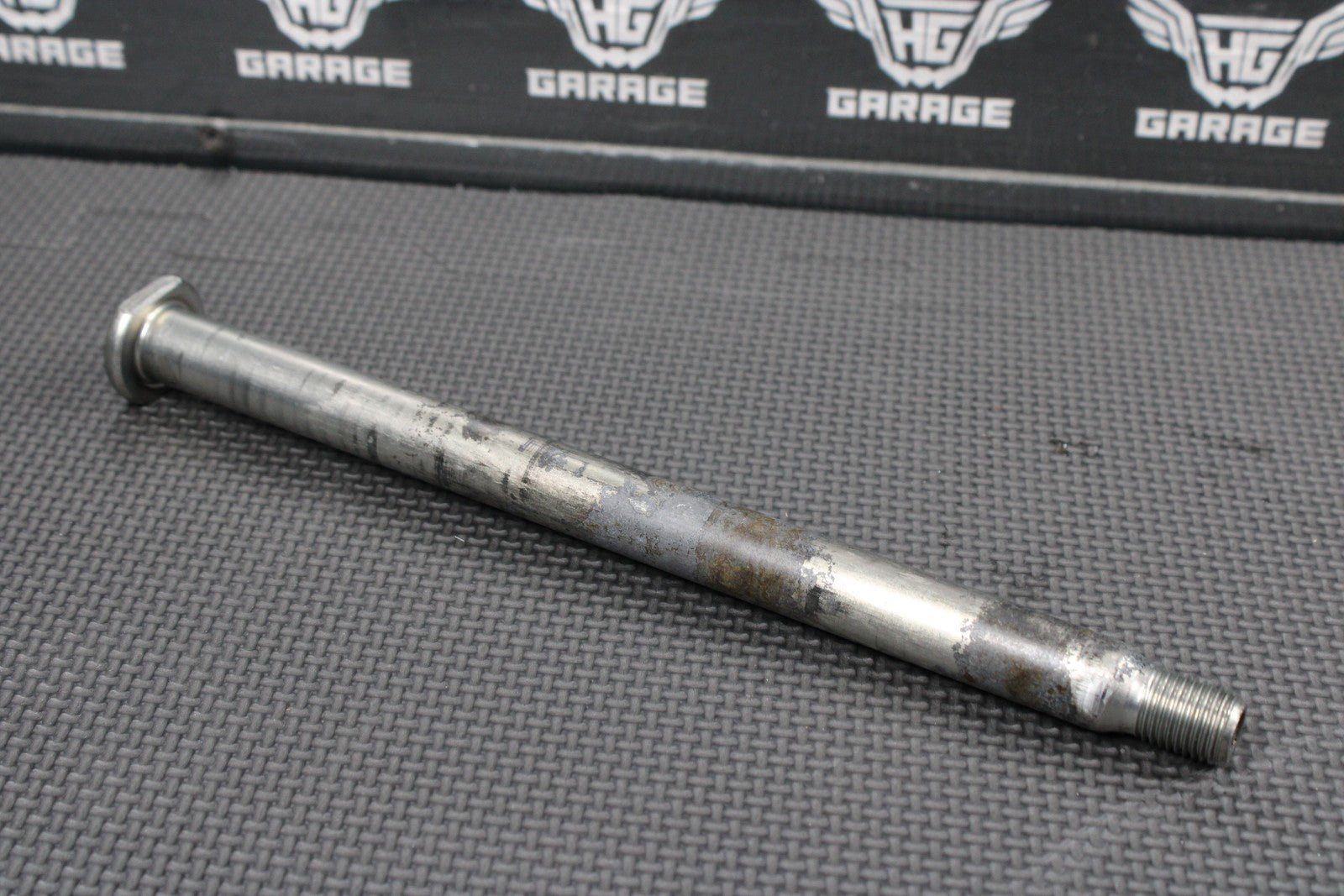 2019 HONDA CRF450RX CRF450R OEM REAR BACK SWINGARM BOLT SUSPENSION PIVOT AXLE - hggarage