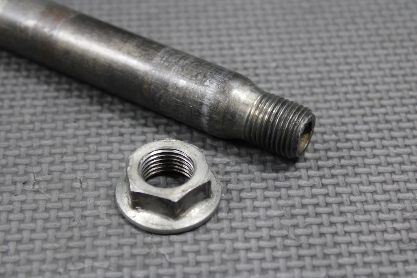 95 - 01 HONDA CR125R CR250R CR500R OEM FRONT WHEEL AXLE PIVOT BOLT 44301 - MAC - 780 - hggarage