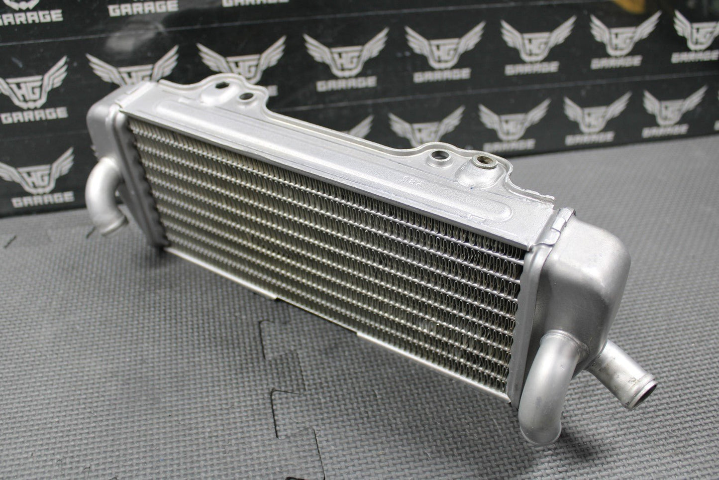 2004 98 - 06 KTM 125SX OEM RIGHT SIDE RADIATOR COOLER RADIATOR 50335008100 - hggarage
