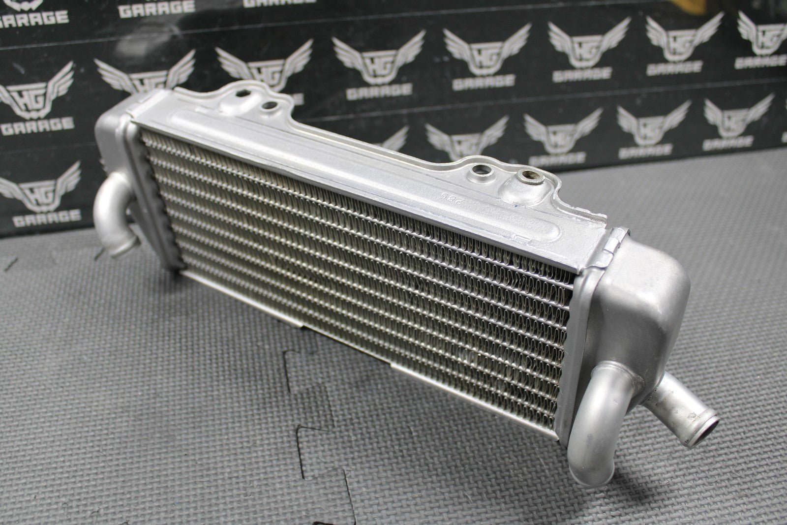 2004 98 - 06 KTM 125SX OEM RIGHT SIDE RADIATOR COOLER RADIATOR 50335008100 - hggarage