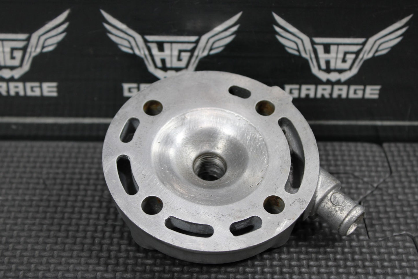 1991 88 - 91 HONDA CR80R OEM ENGINE MOTOR CYLINDER HEAD DOME 12200 - GS2 - 700 - hggarage