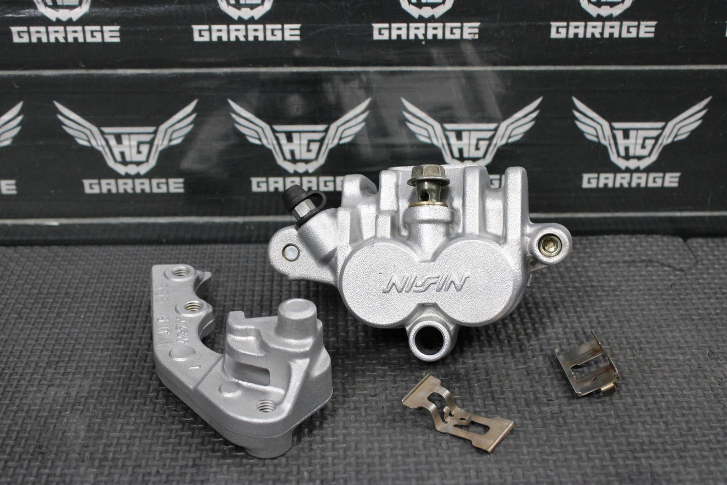 1996 SUZUKI RM250 OEM NISSIN FRONT BRAKE CALIPER 59300 - 36E63 - 999 - hggarage