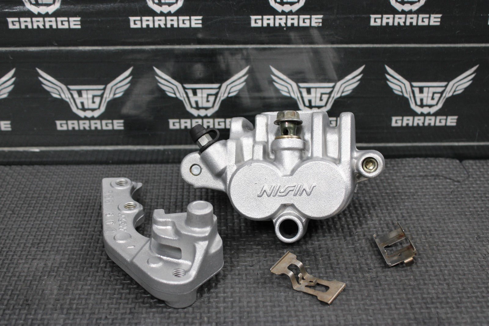 1996 SUZUKI RM250 OEM NISSIN FRONT BRAKE CALIPER 59300 - 36E63 - 999 - hggarage