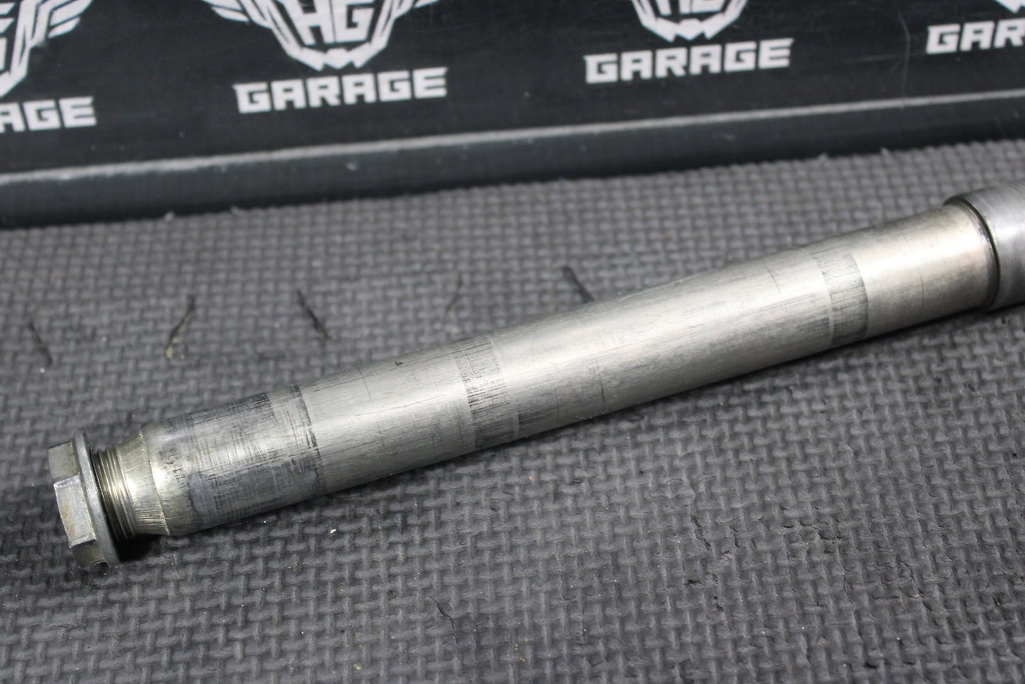 2008 SUZUKI RMZ250 OEM FRONT WHEEL RIM AXLE PIVOT BOLT 54711 - 35G00 - hggarage