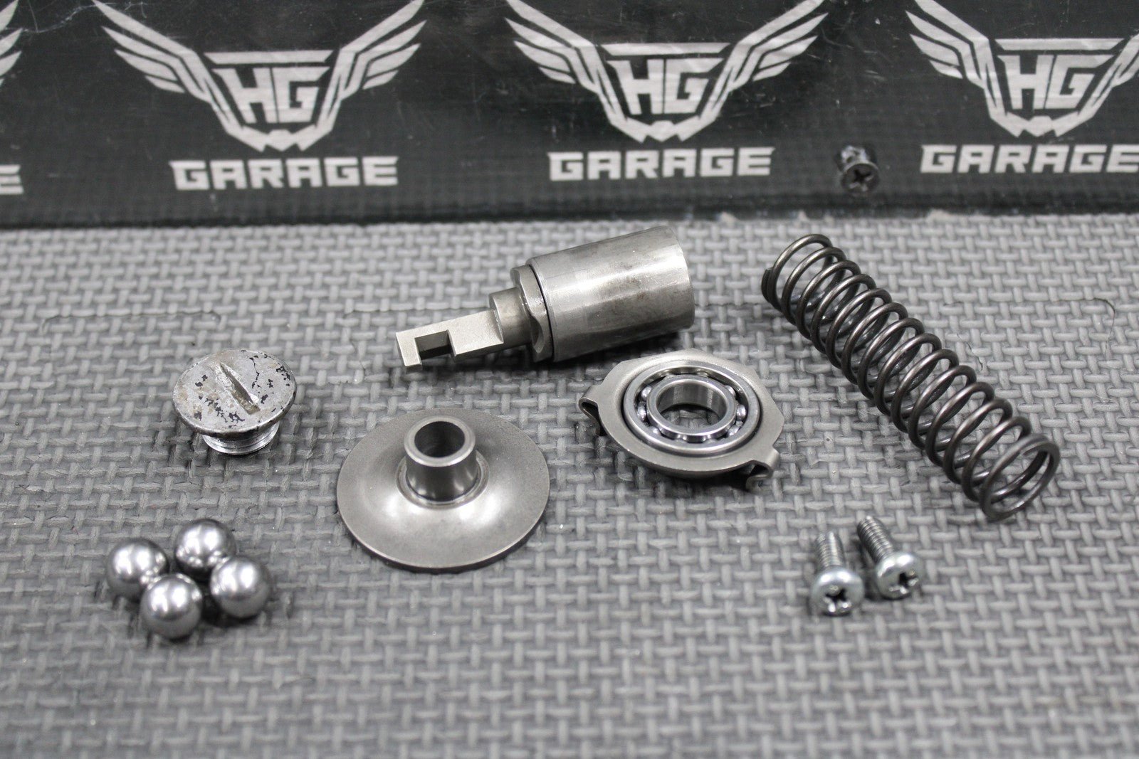 1988 HONDA CR250R OEM EXHAUST VALVE GOVERNOR PLATE RELEASE SPRING HOLDER PARTS - hggarage
