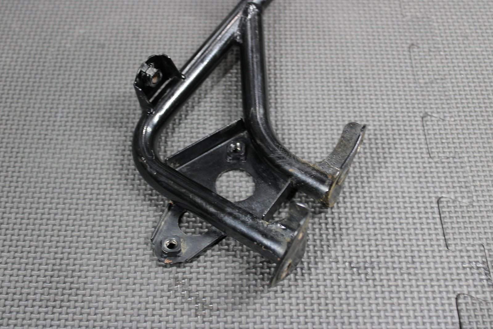 2008 KAWASAKI KX100 OEM RADIATOR LEFT SHROUD ECU MOUNTING BRACKET ASSEMBLY - hggarage