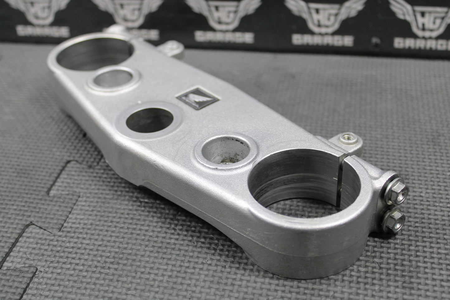 2008 2009 HONDA CRF250R OEM UPPER TRIPLE TREE BAR CLAMP BRIDGE 53300 - MEN - A10 - hggarage