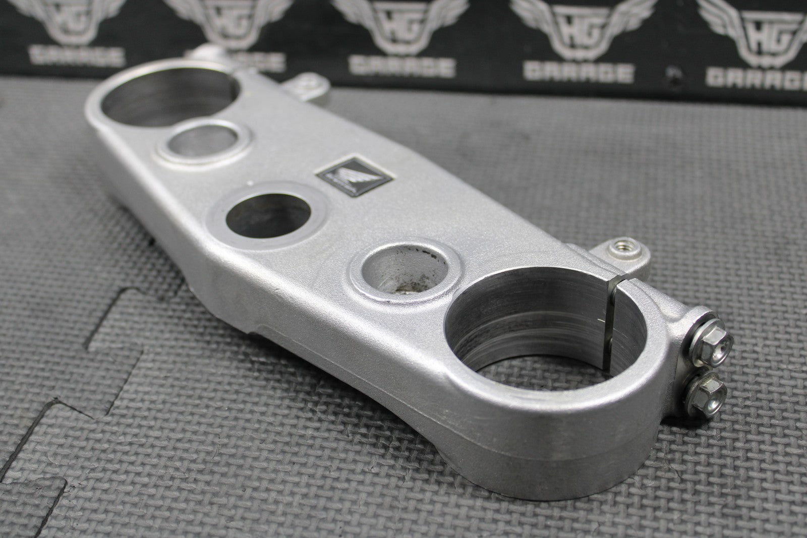 2008 2009 HONDA CRF250R OEM UPPER TRIPLE TREE BAR CLAMP BRIDGE 53300 - MEN - A10 - hggarage