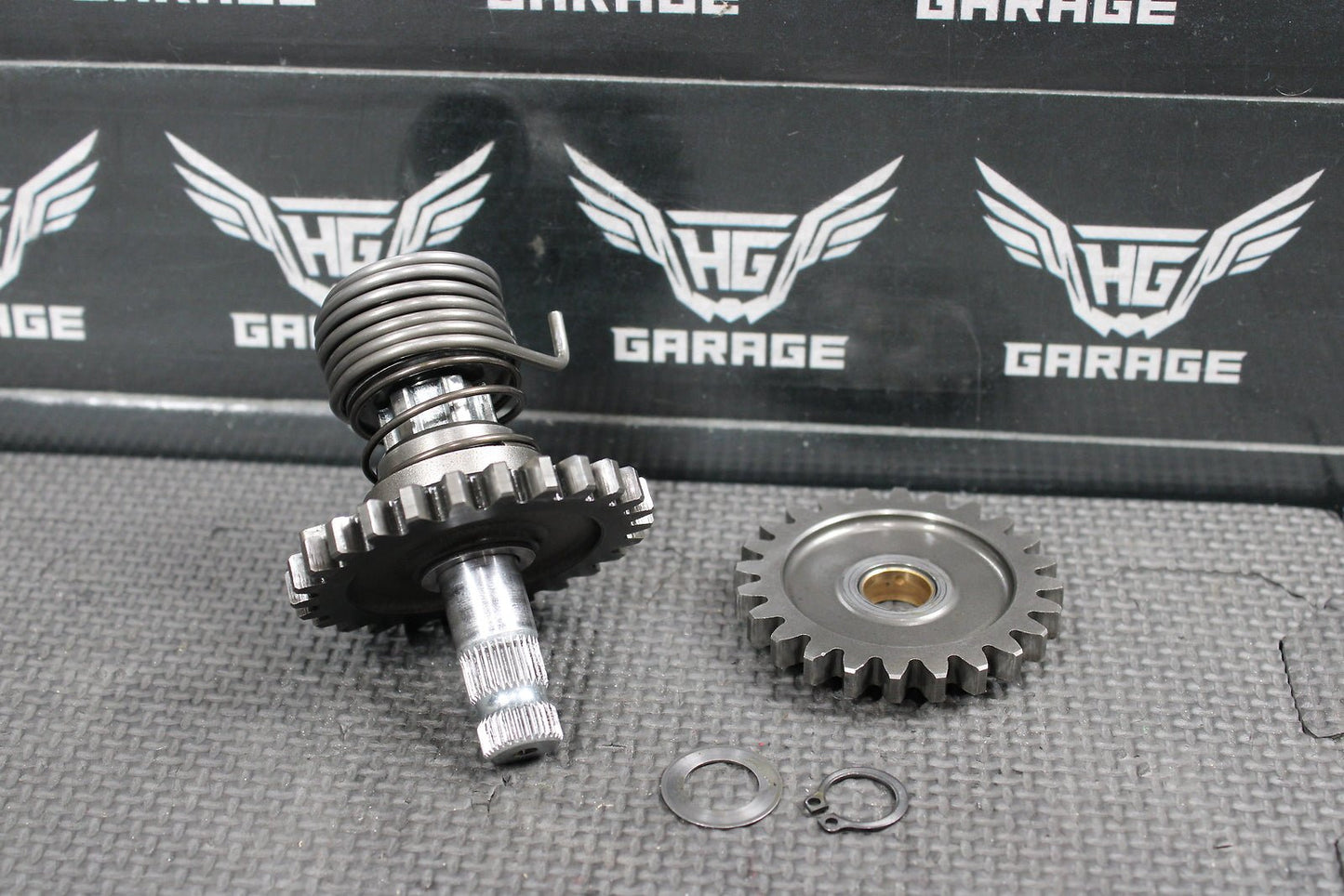 2003 Suzuki RM85 RM85L OEM Kickstart Kick Start Shaft W Idler Gear 26211 - 02B04 - hggarage