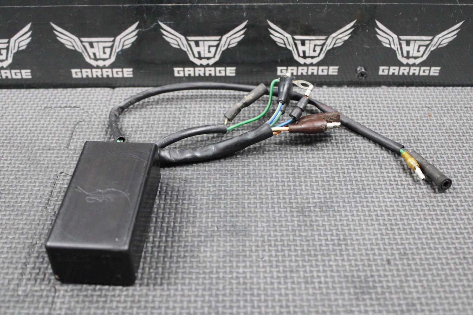 1988 HONDA CR125R OEM CDI ECU COMPUTER IGNITION UNIT BOX 30400 - KS6 - 830 NICE! - hggarage