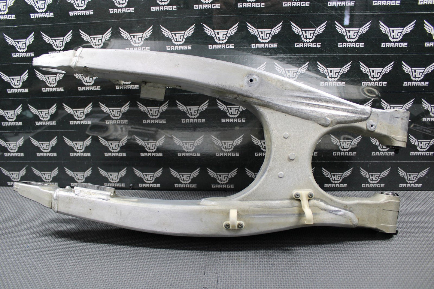 2020 YAMAHA YZ250F YZ250FX YZ450F OEM SWINGARM SWING ARM BR9 - 22110 - 00 - 00 GOOD - hggarage