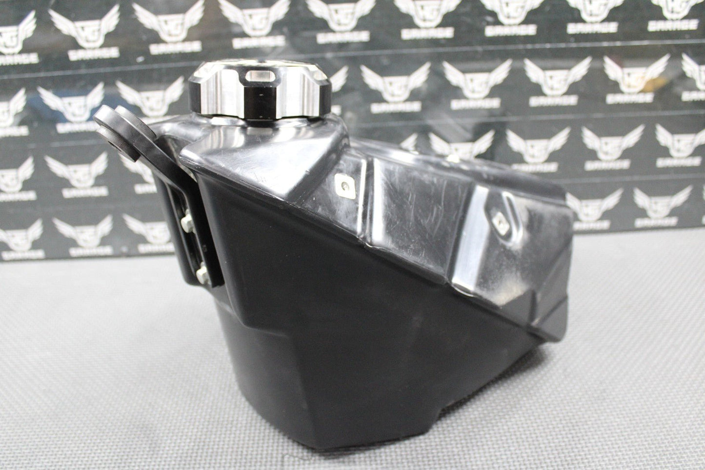2013 HONDA 10 - 13 CRF250R OEM GAS FUEL TANK CELL PETROL RESERVOIR 17510 - MEN - A50 - hggarage