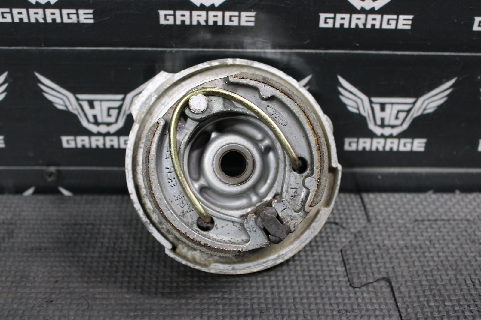 2000 HONDA 04 - 09 / 11 - 16 / 2018 / 20 - 22 CRF50F 00 - 03 XR50R OEM FRONT BRAKE DRUM - hggarage