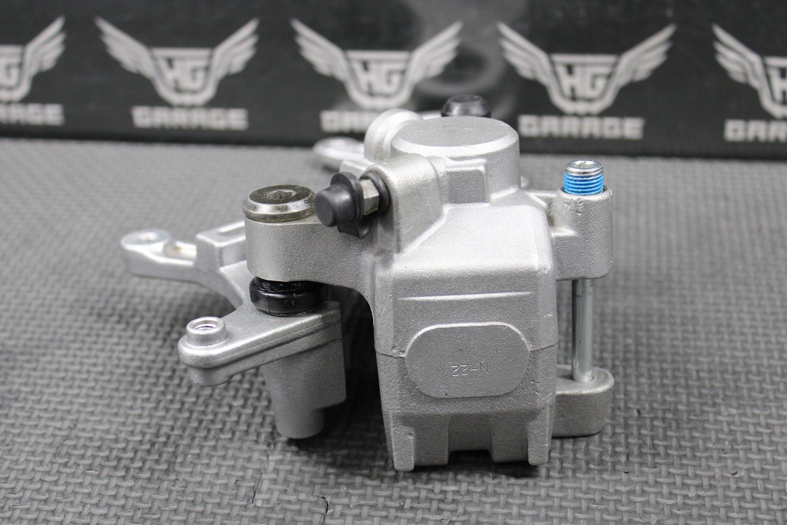 2000 2001 HONDA CR125R CR250R OEM NISSIN REAR BACK BRAKE CALIPER 43150 - KZ4 - J21 - hggarage