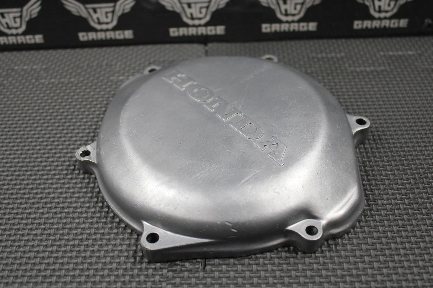 2001 HONDA 97 - 01 CR250R OEM RIGHT SIDE CASE OUTER CLUTCH COVER 11342 - KZ3 - B10 - hggarage