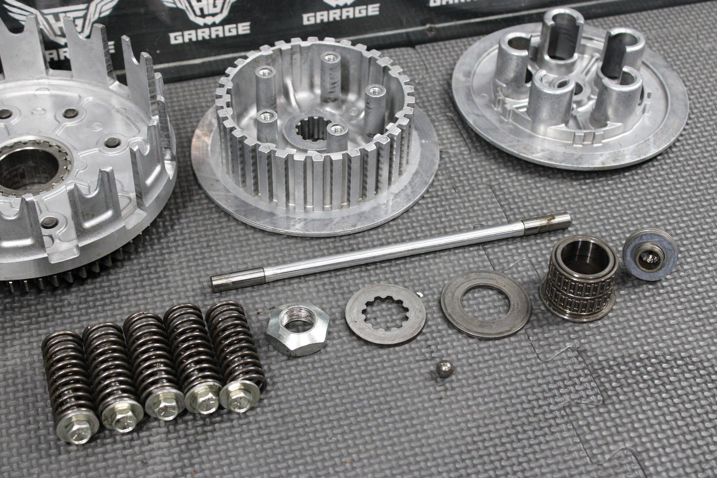 2014 KAWASAKI 10 - 14 KX250F OEM COMPLETE CLUTCH BASKET HUB PRESSURE PLATE - hggarage
