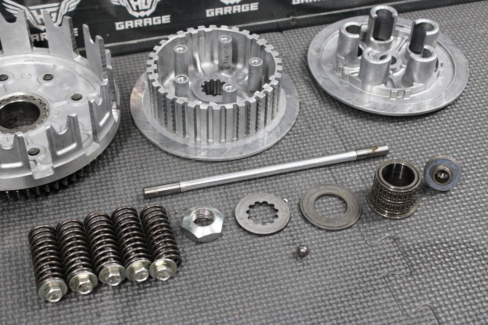 2014 KAWASAKI 10 - 14 KX250F OEM COMPLETE CLUTCH BASKET HUB PRESSURE PLATE - hggarage