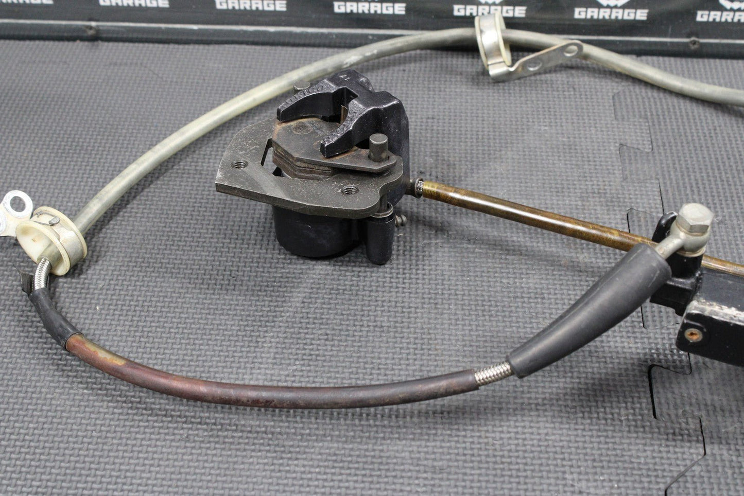 1986 KAWASAKI KDX200 OEM TOKICO FRONT BRAKE CALIPER MASTER CYLINDER ASSEMBLY - hggarage