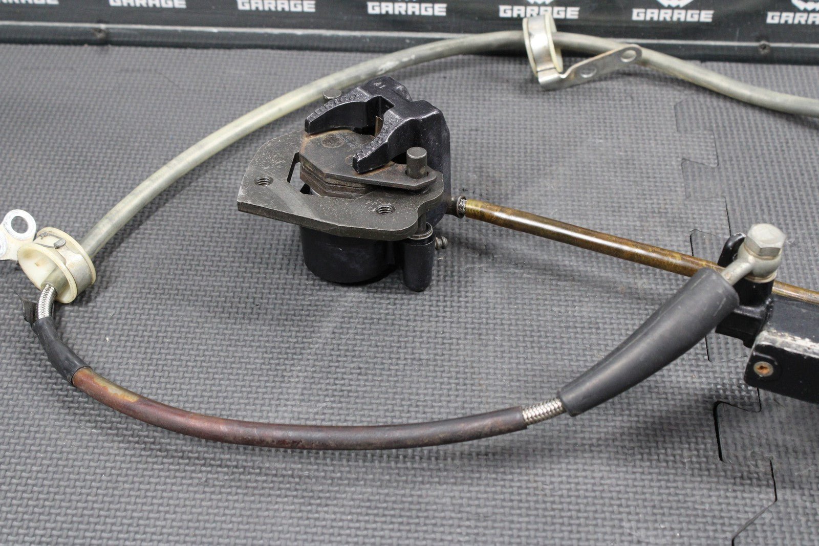 1986 KAWASAKI KDX200 OEM TOKICO FRONT BRAKE CALIPER MASTER CYLINDER ASSEMBLY - hggarage