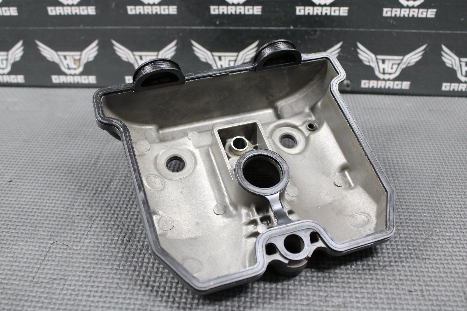 2000 SUZUKI DRZ400 DRZ400E OEM ENGINE CYLINDER HEAD VALVE COVER 11170 - 29F10 - hggarage
