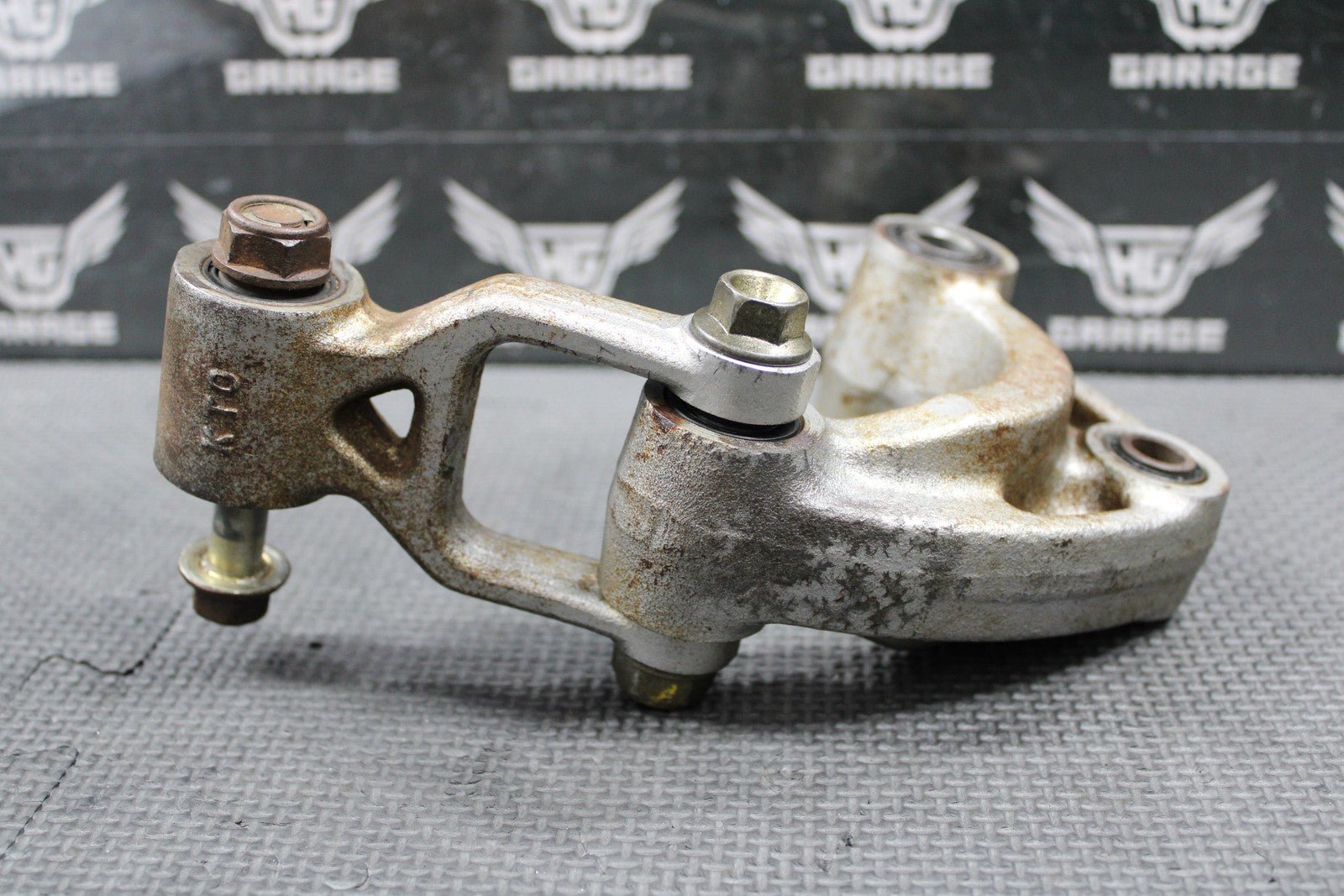 1999 HONDA XR200R 90 - 02 OEM REAR SHOCK LINKAGE LINKS GOD BONE 52460 - KT0 - 830 - hggarage