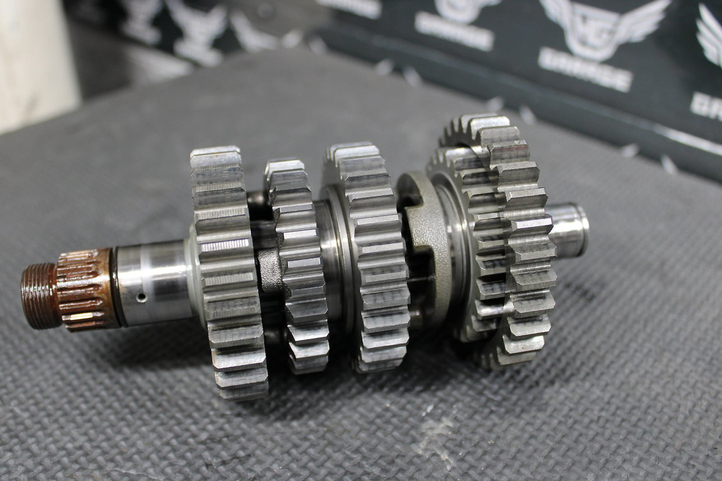 2006 YAMAHA YZ250F OEM ENGINE TRANSMISSION TRANNY ASSEMBLY GEARS - hggarage