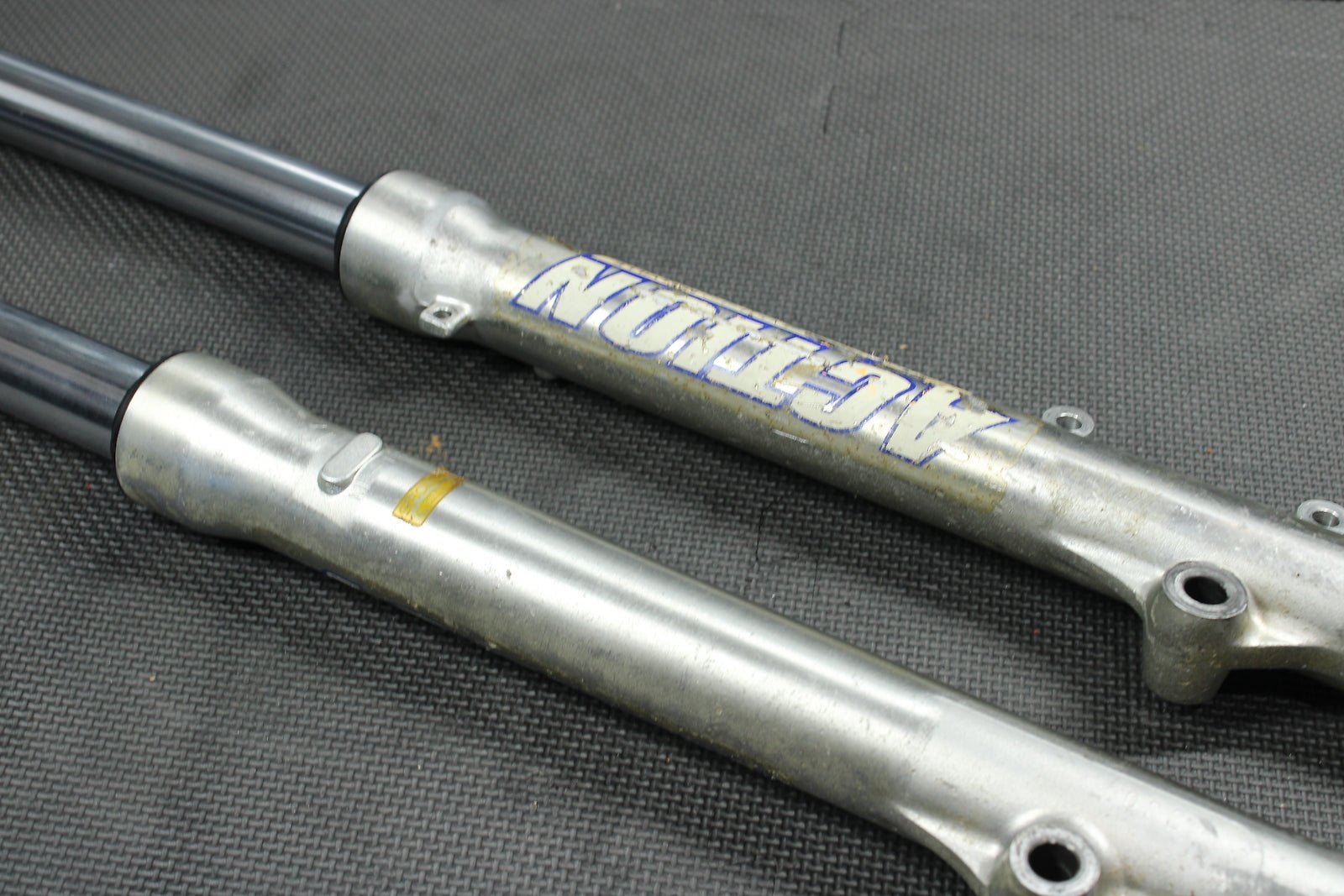 1993 HONDA CR80R OEM SHOWA RIGHT LEFT FRONT SUSPENSION FORKS SHOCKS 51400 - GS2 - 62 - hggarage