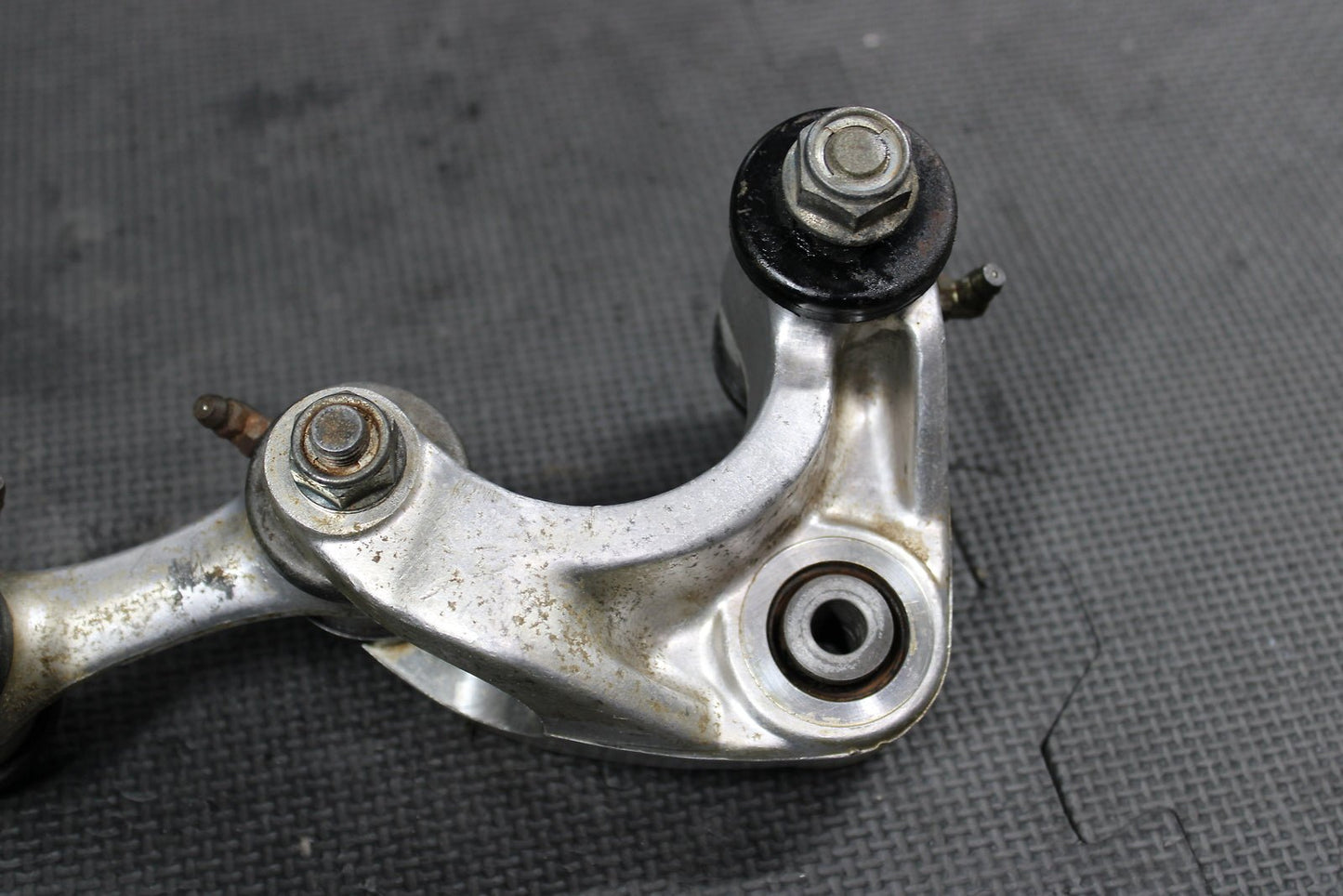 1986 HONDA 86 - 95 XR250R OEM REAR SHOCK LINKAGE LINKS 52460 - KN5 - 000 - hggarage