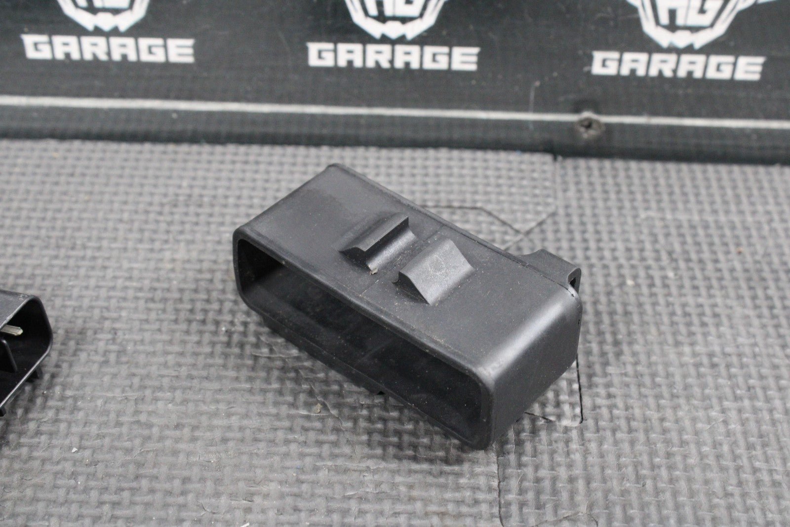 2002 YAMAHA YZ250 2T 02 - 05 OEM ECU COMPUTER CONTROLLER UNIT IGNITER ECM CDI - hggarage