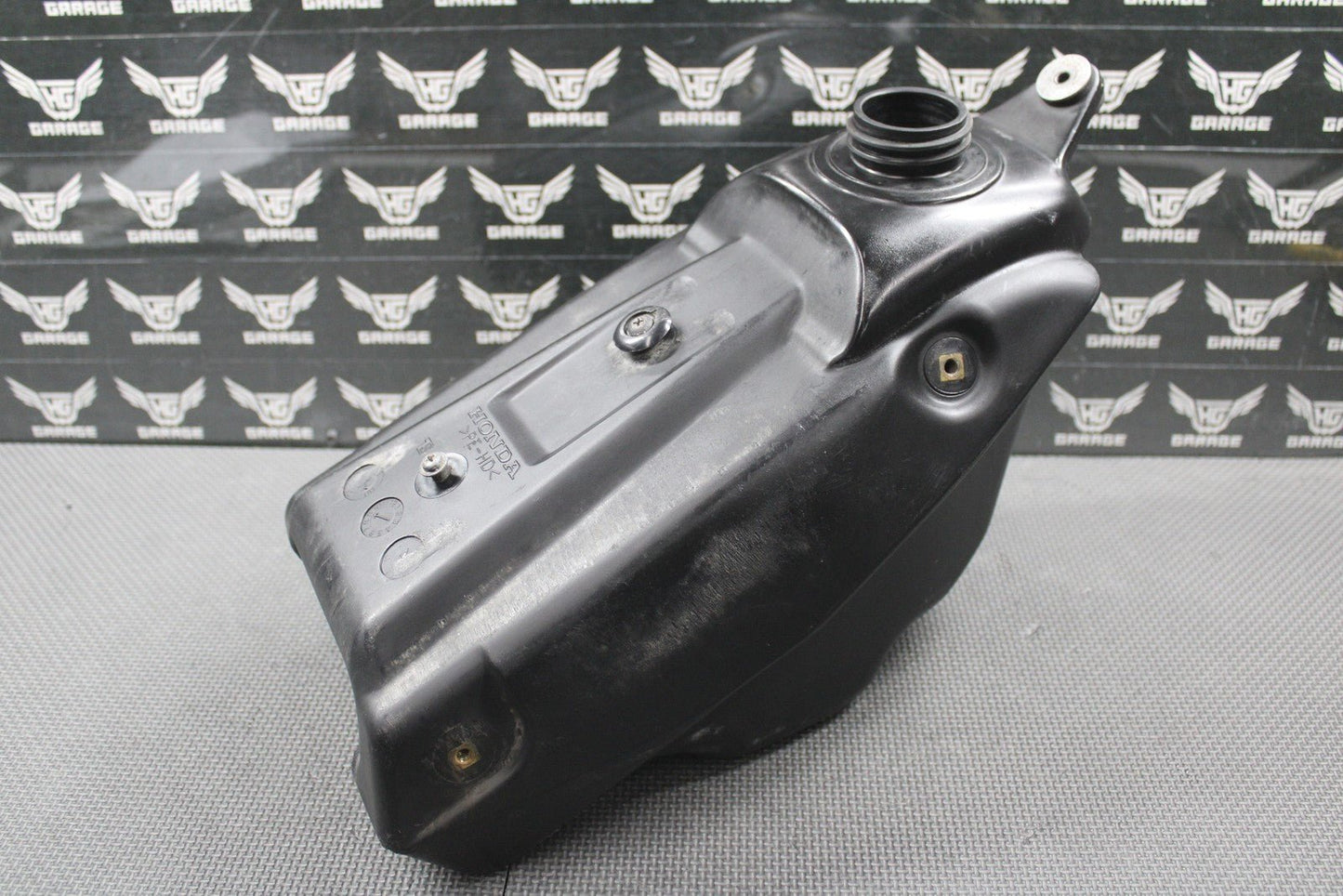 2000 2001 HONDA CR125R CR250R OEM GAS FUEL TANK CELL PETROL RESERVOIR GOOD! - hggarage