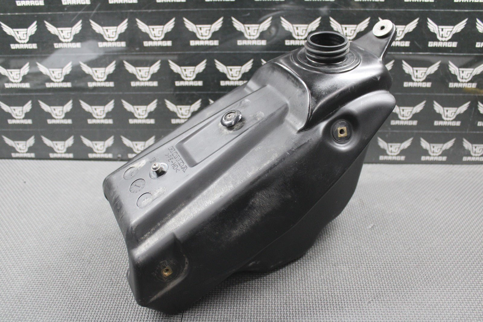 2000 2001 HONDA CR125R CR250R OEM GAS FUEL TANK CELL PETROL RESERVOIR GOOD! - hggarage