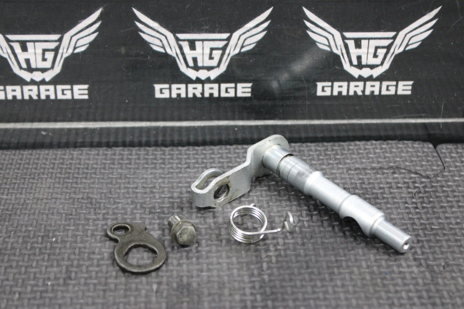2005 YAMAHA 04 - 05 YZ450F OEM CLUTCH ARM ACTUATOR 5XD - 16381 - 00 - 00 NICE! - hggarage