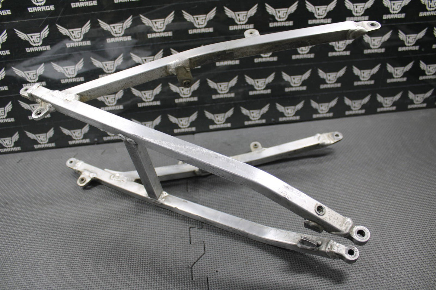 2000 2001 HONDA CR125R CR250R OEM REAR BACK SUB FRAME SUBFRAME 50200 - KZ3 - J30 - hggarage