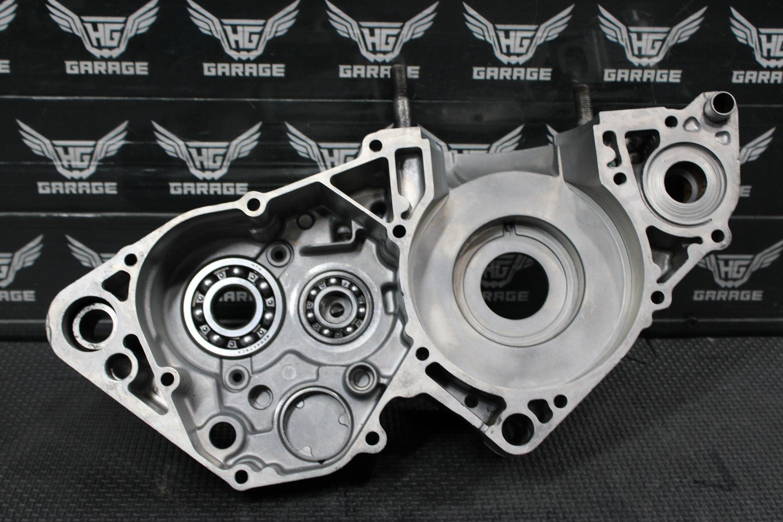 1996 SUZUKI RM250 OEM LEFT RIGHT ENGINE CRANKCASE CRANK CASES BLOCK READ DESC! - hggarage