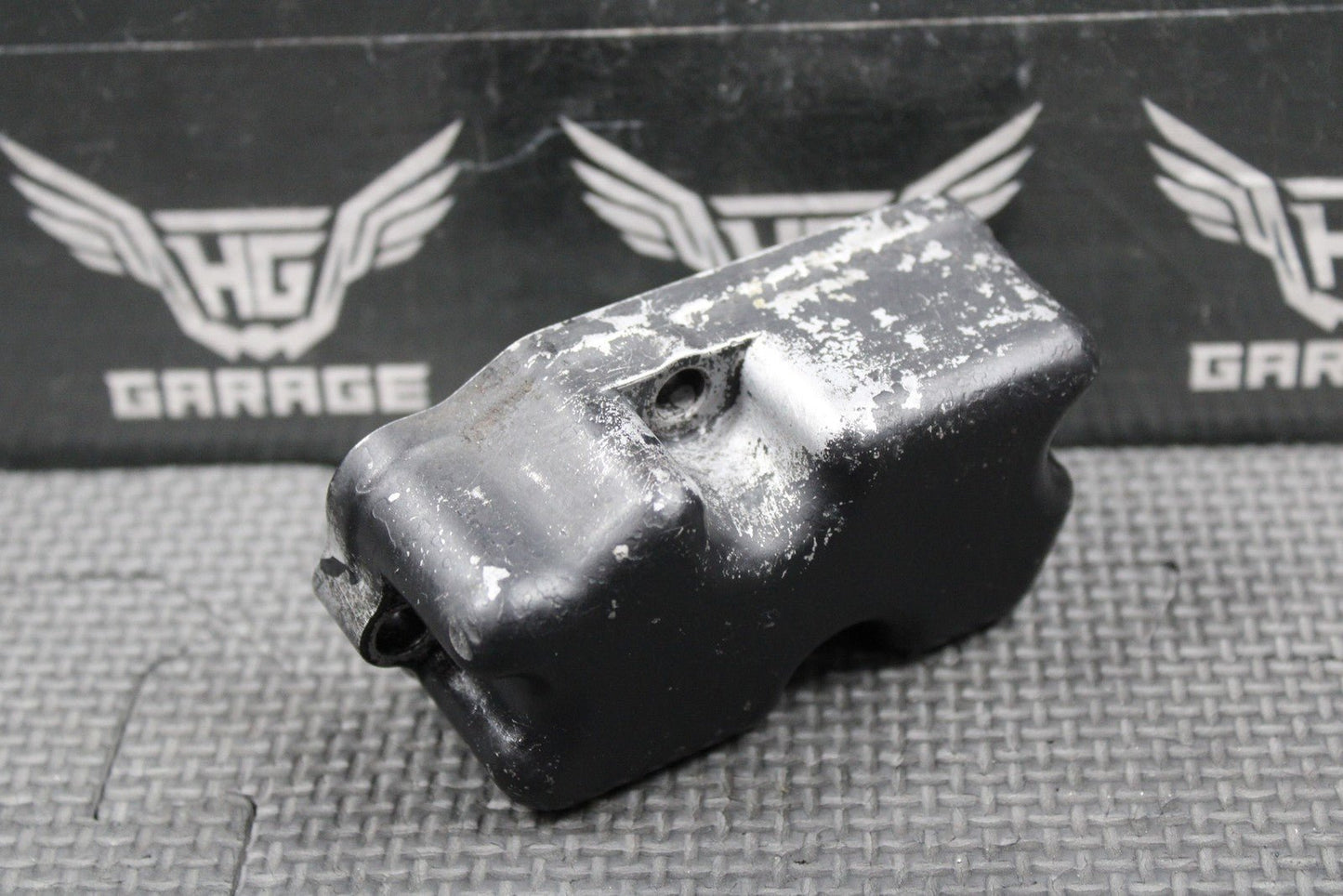 1987 1988 HONDA CR125R OEM ATAC EXHAUST MANIFOLD SUB CHAMBER COVER 18331 - KS6 - 700 - hggarage