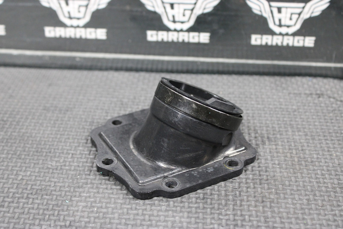 1996 KAWASAKI KX125 V FORCE INTAKE REED BLOCK CARBURATOR HOLDER ASSEMBLY - hggarage