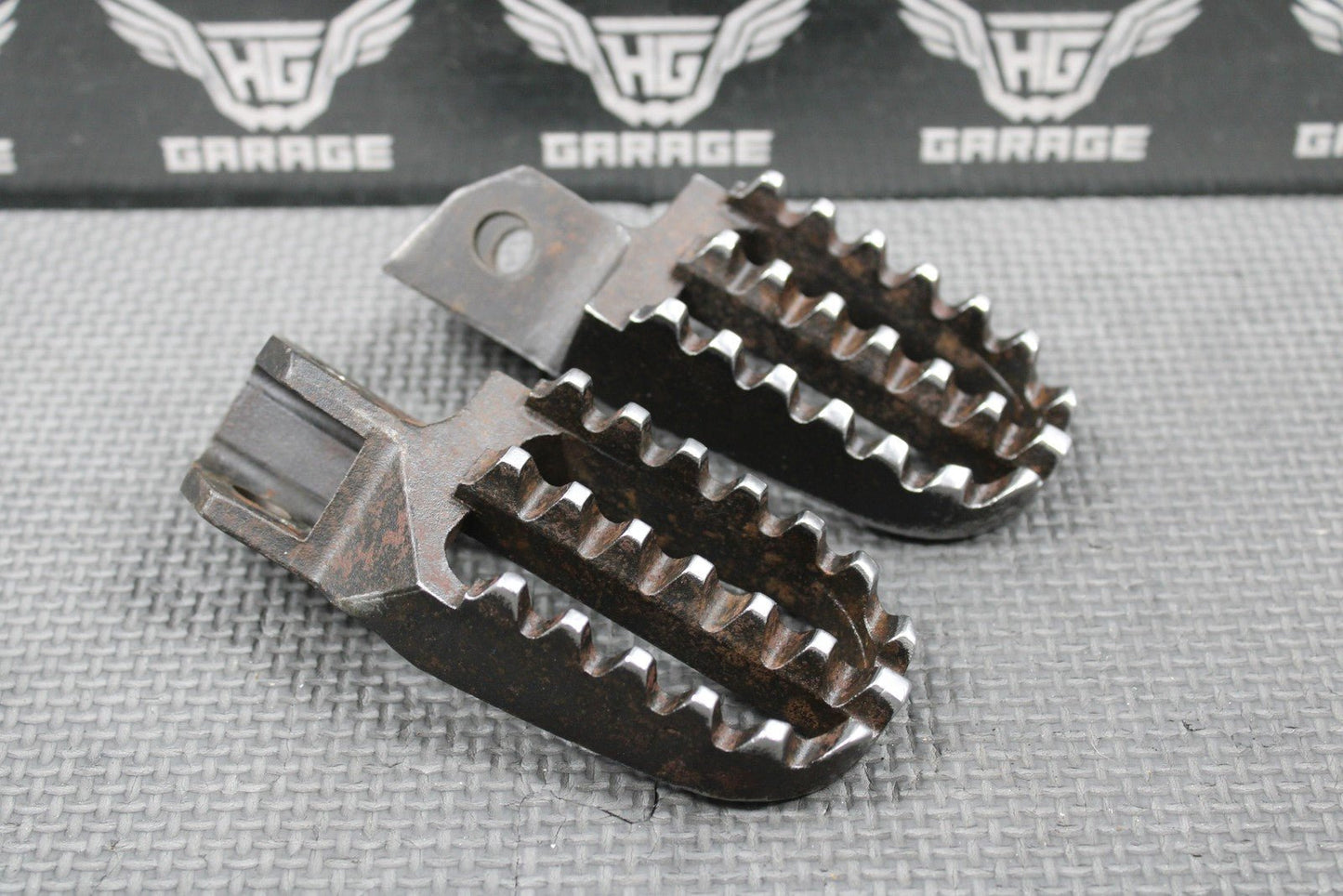 2001 95 - 01 HONDA CR500R RIGHT LEFT OVERSIZE FOOTPEGS FOOT PEGS PEDALS HEAVY DUTY - hggarage