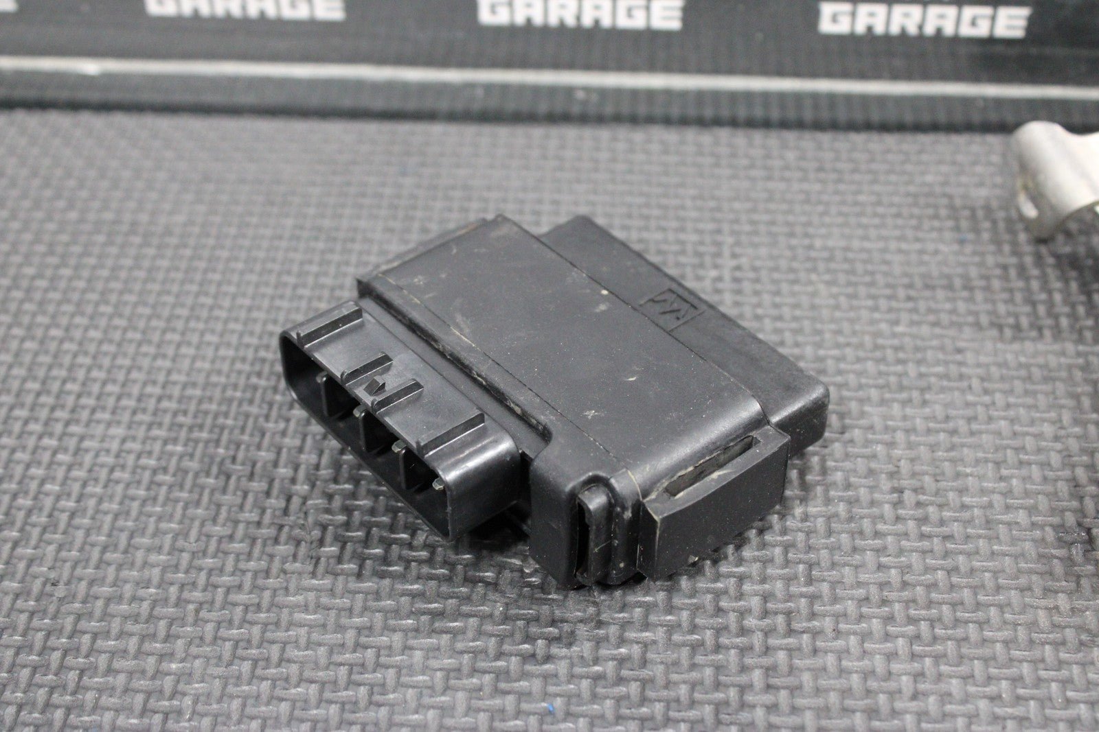 2006 YAMAHA YZ450F OEM ECU COMPUTER CONTROLLER UNIT ECM CDI 2S2 - 85540 - 00 - 00 - hggarage