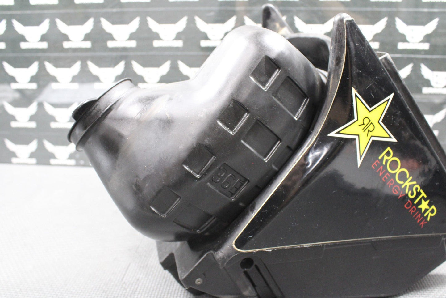 1999 SUZUKI RM125 MODEL X OEM AIRBOX AIR CLEANER FILTER BOX INTAKE 13700 - 36E01 - hggarage