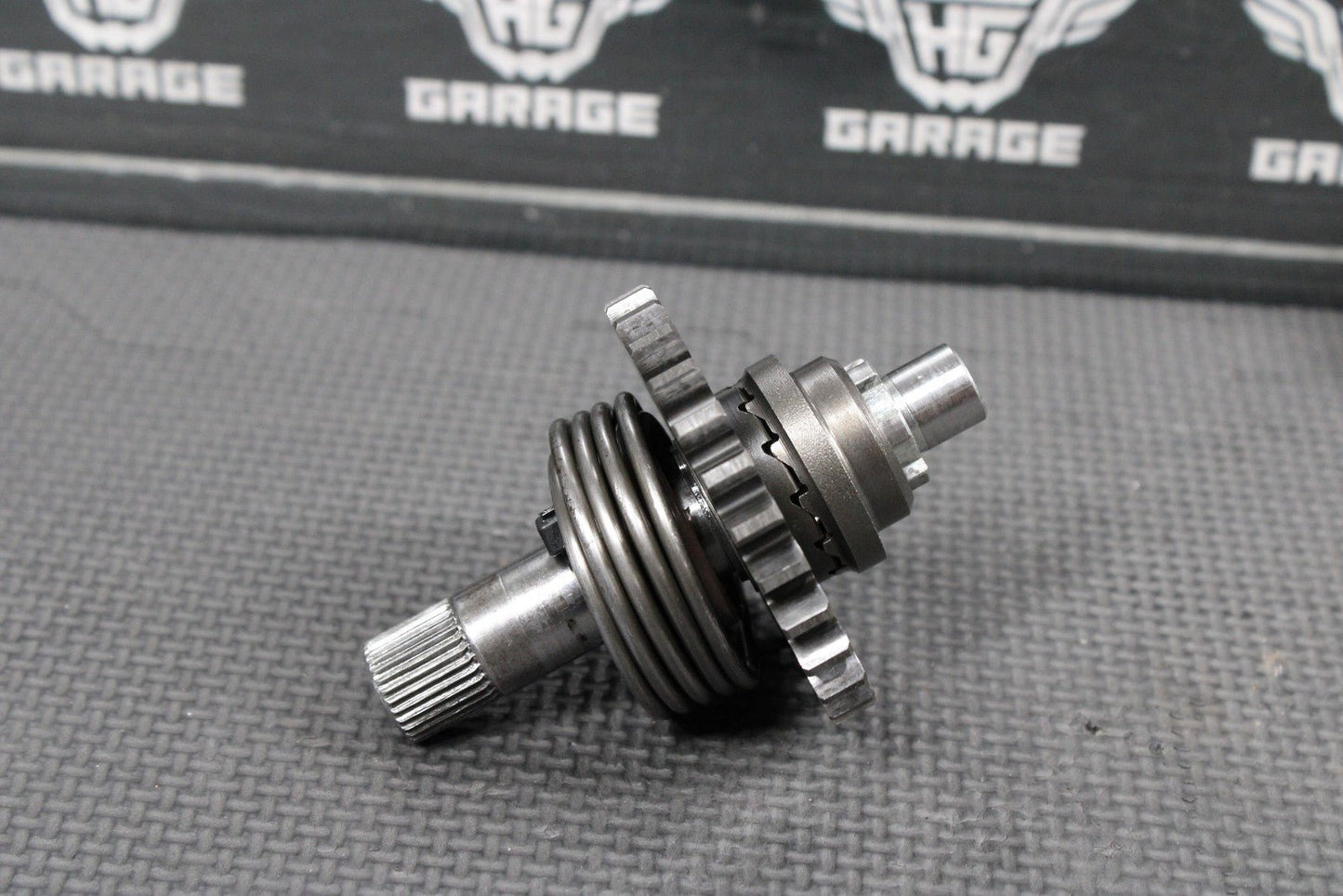 2000 SUZUKI RM125 96 - 00 OEM KICKSTART KICK START SHAFT W IDLER GEAR 26211 - 27C02 - hggarage