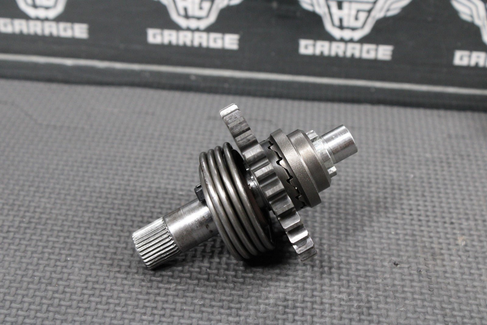 2000 SUZUKI RM125 96 - 00 OEM KICKSTART KICK START SHAFT W IDLER GEAR 26211 - 27C02 - hggarage