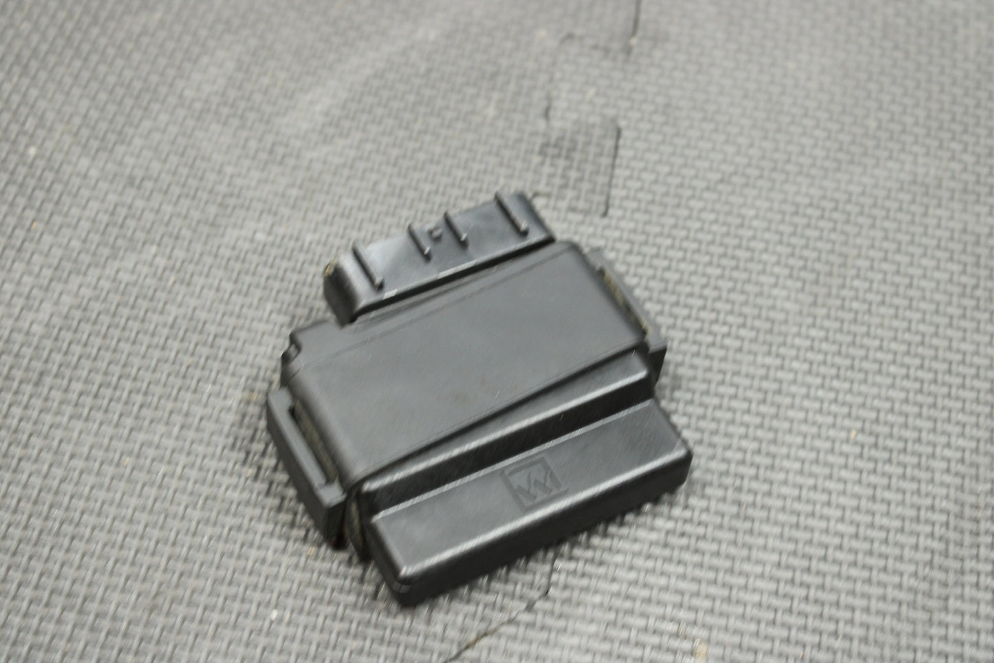 47566105