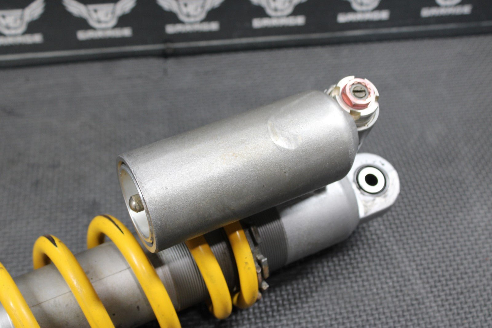 1998 HONDA CR125R OEM 98 - 99 REAR BACK SHOCK ABSORBER SUSPENSION 52400 - KZ4 - A71 - hggarage