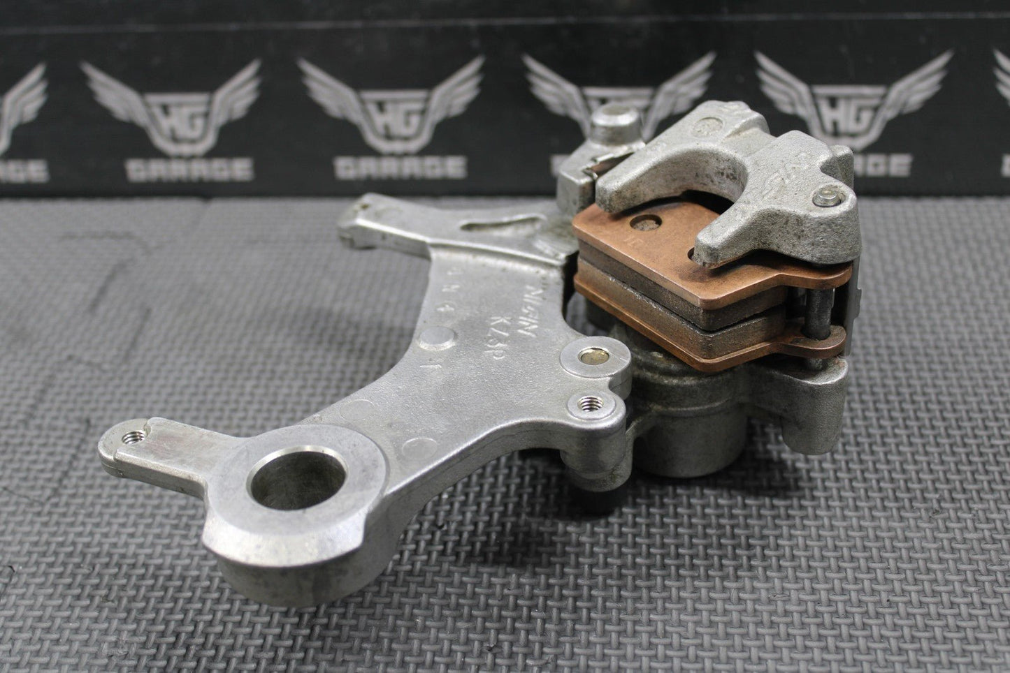 1997 HONDA 97 - 99 CR250R OEM NISSIN REAR BACK BRAKE CALIPER 43150 - KZ3 - B01 NICE! - hggarage