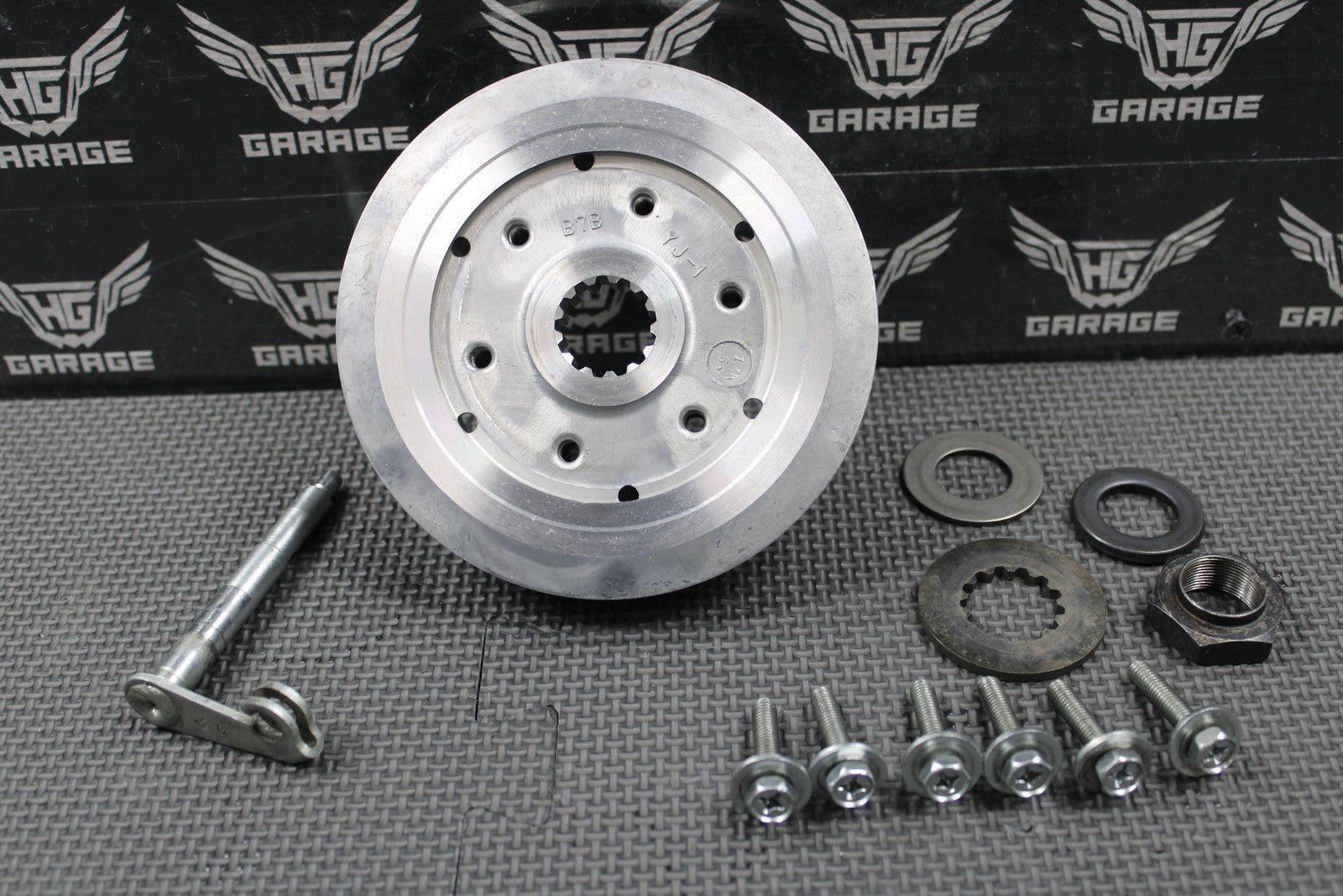 2022 YAMAHA 19 - 22 YZ250F 20 - 22 YZ250FX OEM CLUTCH BOSS CENTER HUB B7B - 16371 - 00 - 0 - hggarage