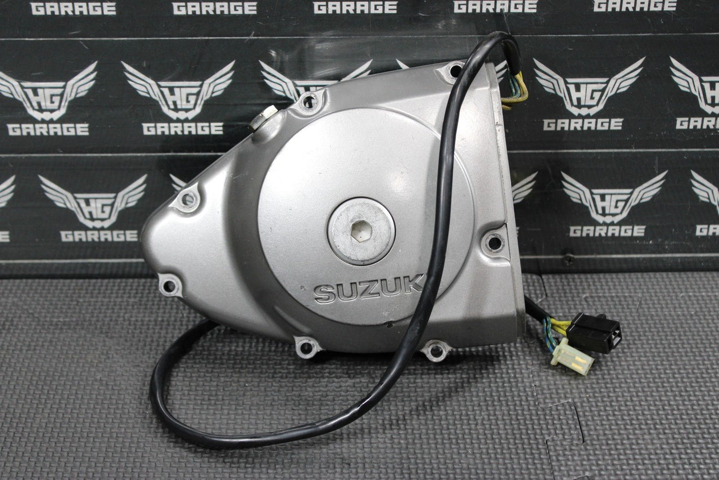 2005 SUZUKI DR200SE OEM LEFT SIDE ENGINE MOTOR STATOR GENERATOR MAGNETO COVER - hggarage
