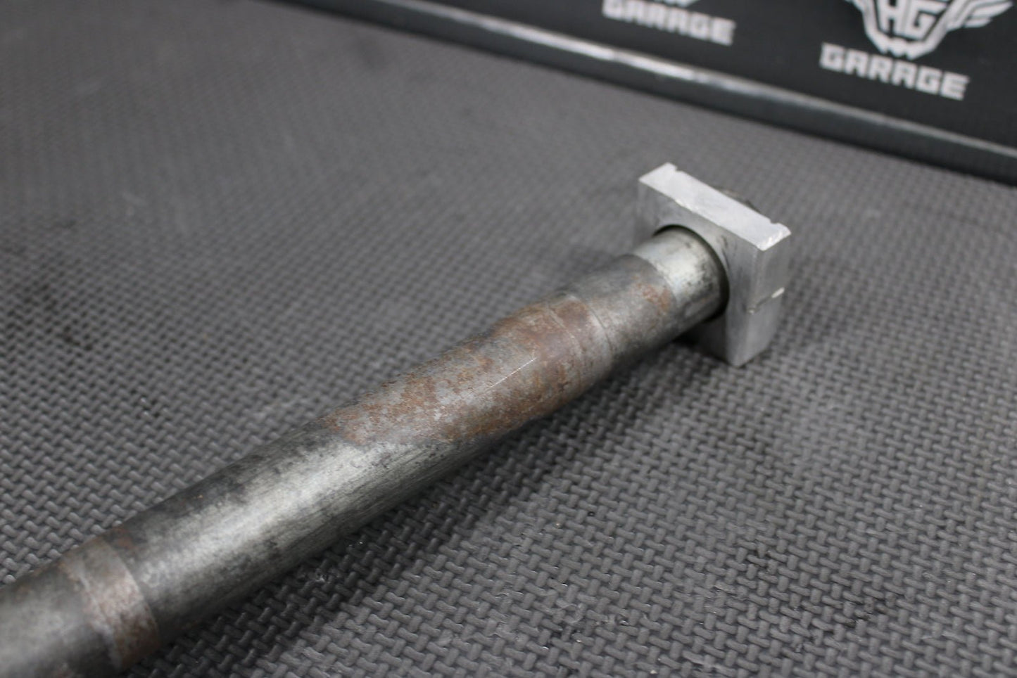 2006 HONDA CRF450R OEM REAR AXLE BACK WHEEL RIM PIVOT BOLT AXEL 42301 - KZ4 - J40 - hggarage