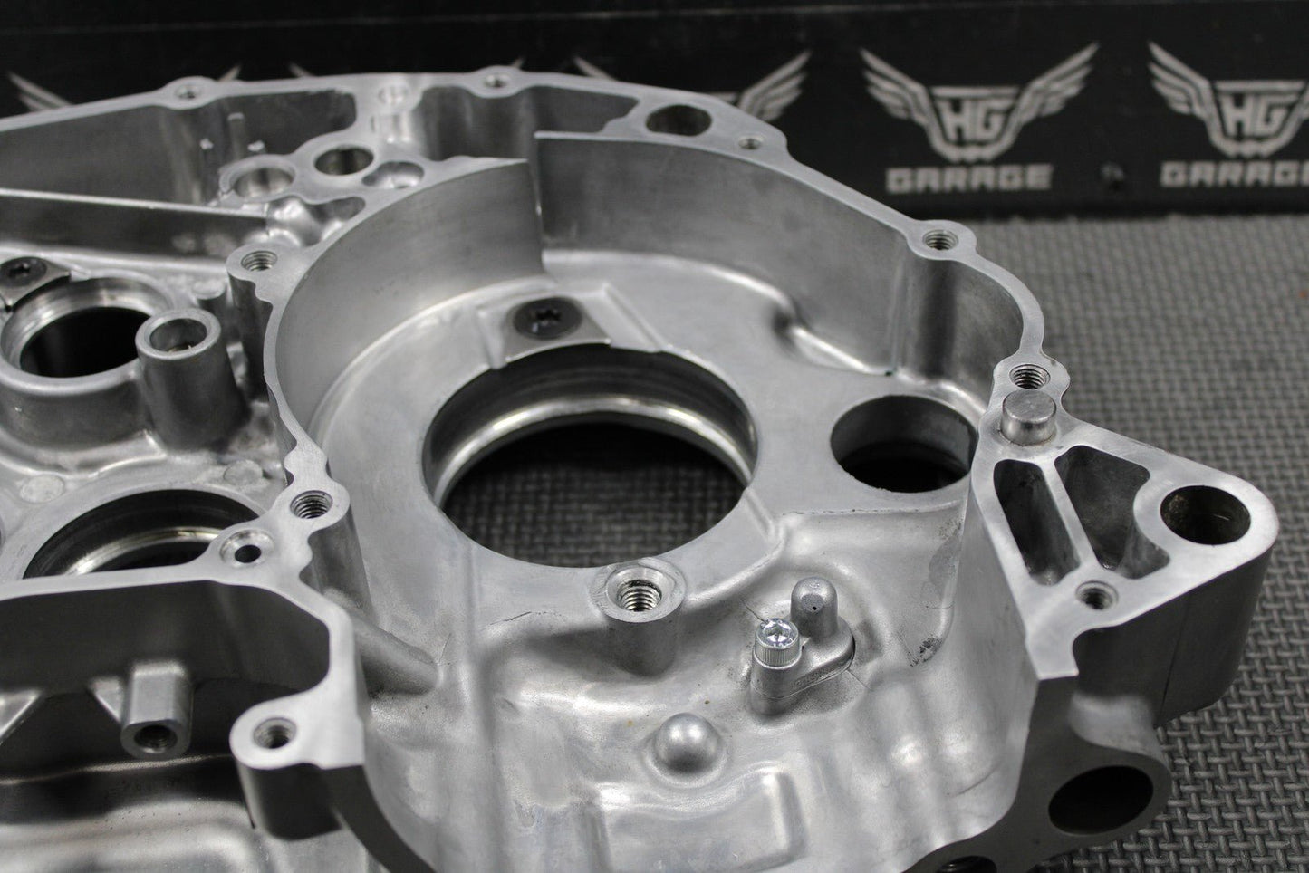 2022 KAWASAKI 19 - 22 KX450 KX450SR OEM RIGHT CRANKCASE CRANK CASE 14101 - 0018 GOOD - hggarage