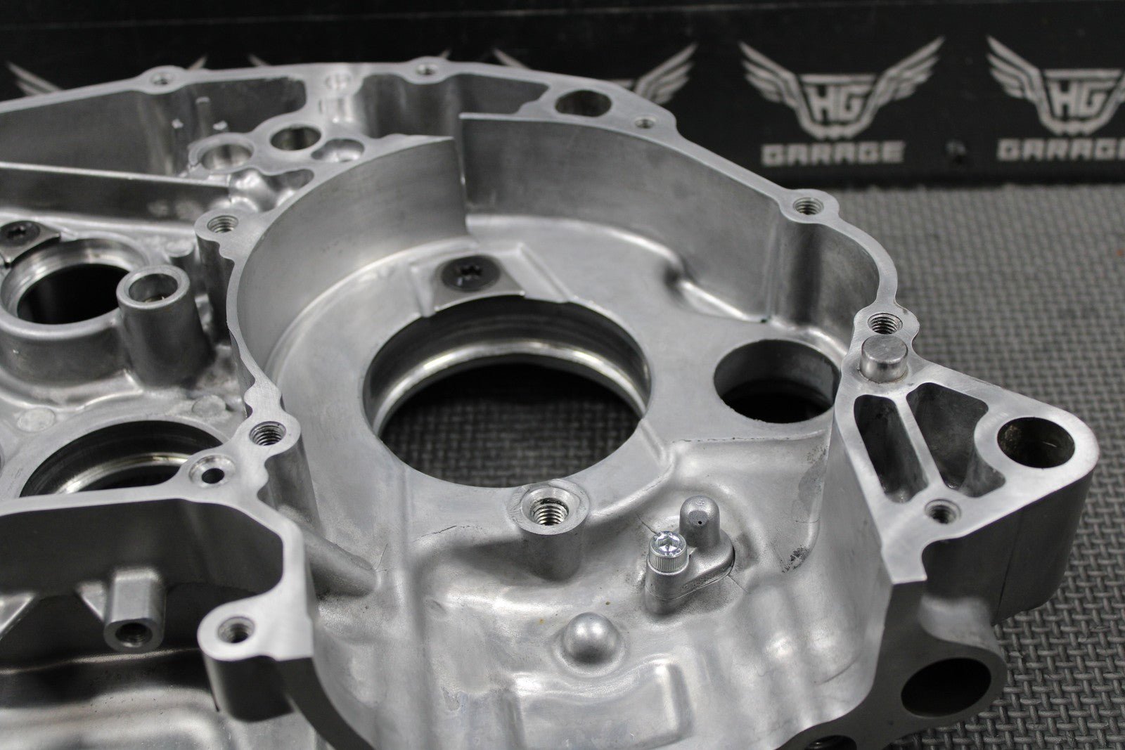 2022 KAWASAKI 19 - 22 KX450 KX450SR OEM RIGHT CRANKCASE CRANK CASE 14101 - 0018 GOOD - hggarage